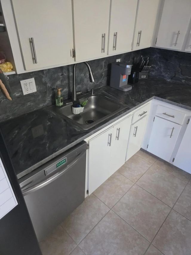 4 of 26 - 2164 White Pine Circle #b, Greenacres, FL