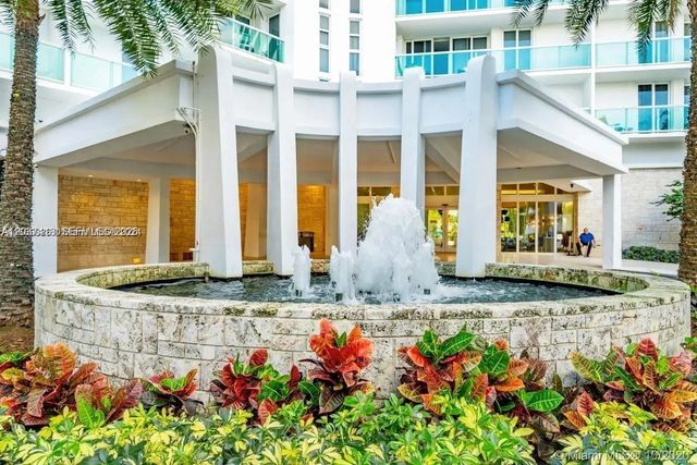 2 of 38 - 100 Bayview Drive #726, Sunny Isles Beach, FL