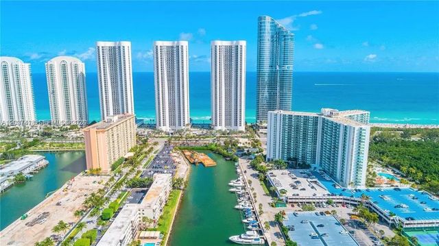 3 of 38 - 100 Bayview Drive #726, Sunny Isles Beach, FL
