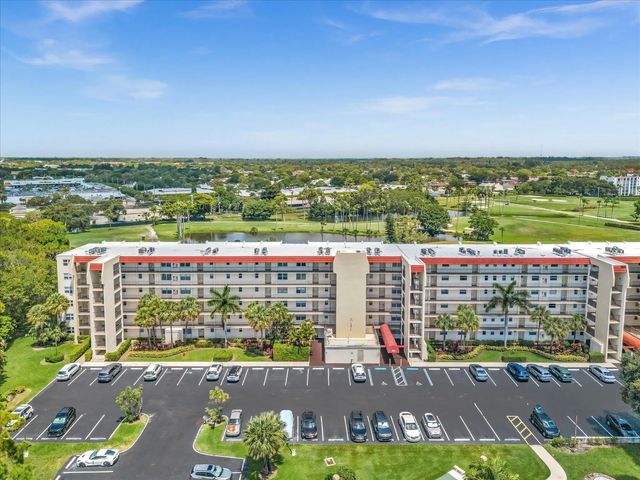2 of 59 - 3959 Via Poinciana #104, Lake Worth, FL