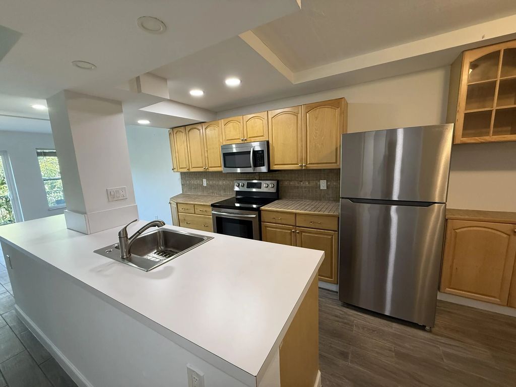 640 Tennis Club Drive #307, Fort Lauderdale