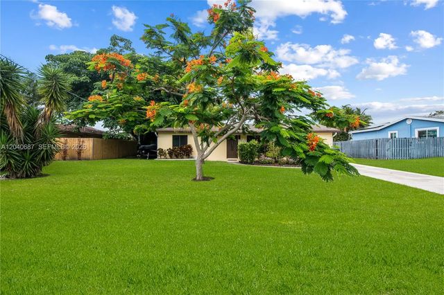 4 of 38 - 6839 Tradewind Way, Lake Worth, FL