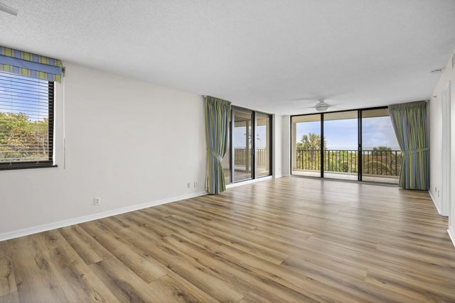 4 of 38 - 3150 N Hwy A1a #apt 201, Fort Pierce, FL