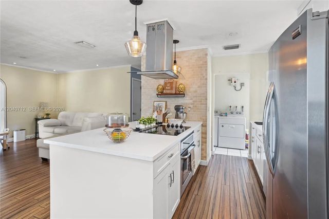 4 of 18 - 19310 Christmas Road, Cutler Bay, FL