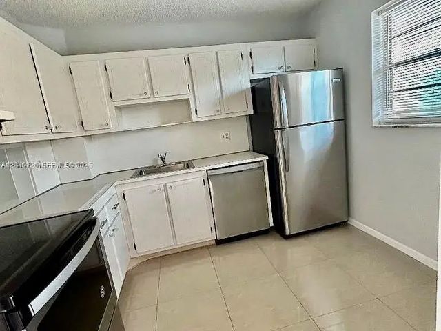 4 of 26 - 100 Berkley Road #210, Hollywood, FL
