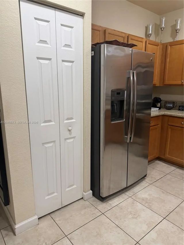 4 of 23 - 8929 W 35th Way, Hialeah, FL
