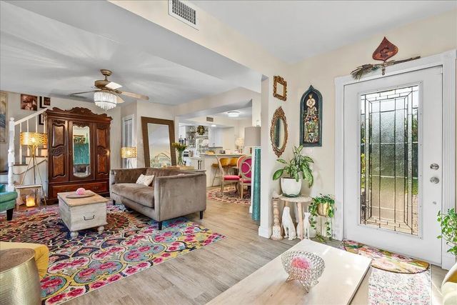 4 of 25 - 953 39th Court, West Palm Beach, FL