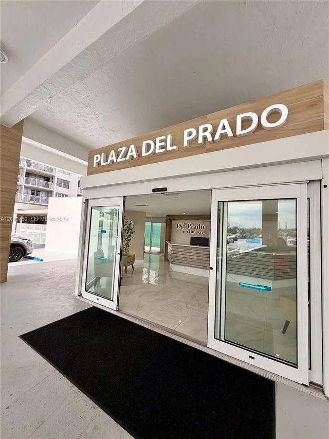 4 of 24 - 18051 Biscayne Boulevard #1905, Aventura, FL