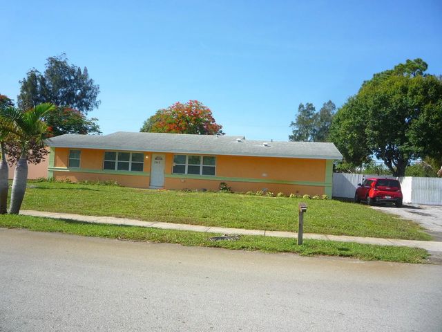 2 of 21 - 2162 Nw 28th Street, Oakland Park, FL