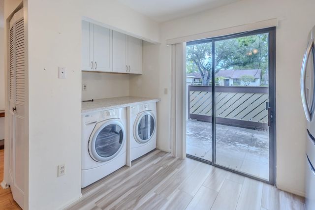 3 of 15 - 126 Manchineel Court, Royal Palm Beach, FL