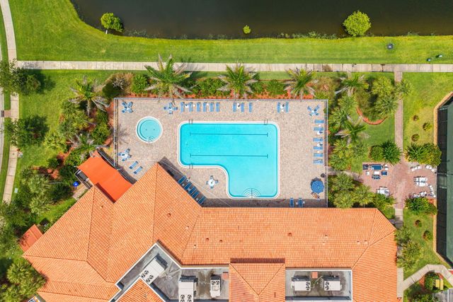 2 of 50 - 6223 Dorchester Way, Vero Beach, FL