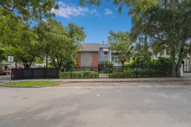 405 Sw 11th Avenue, Miami