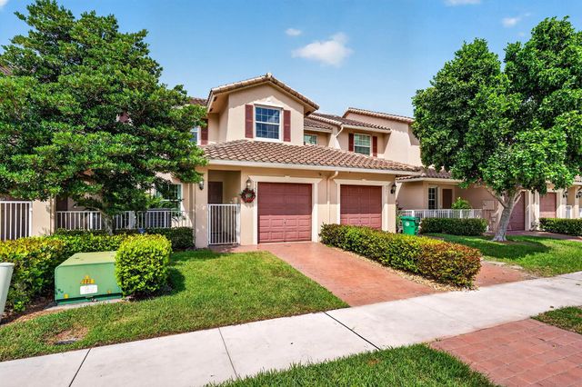 3 of 47 - 3355 Lakeside Drive, Davie, FL