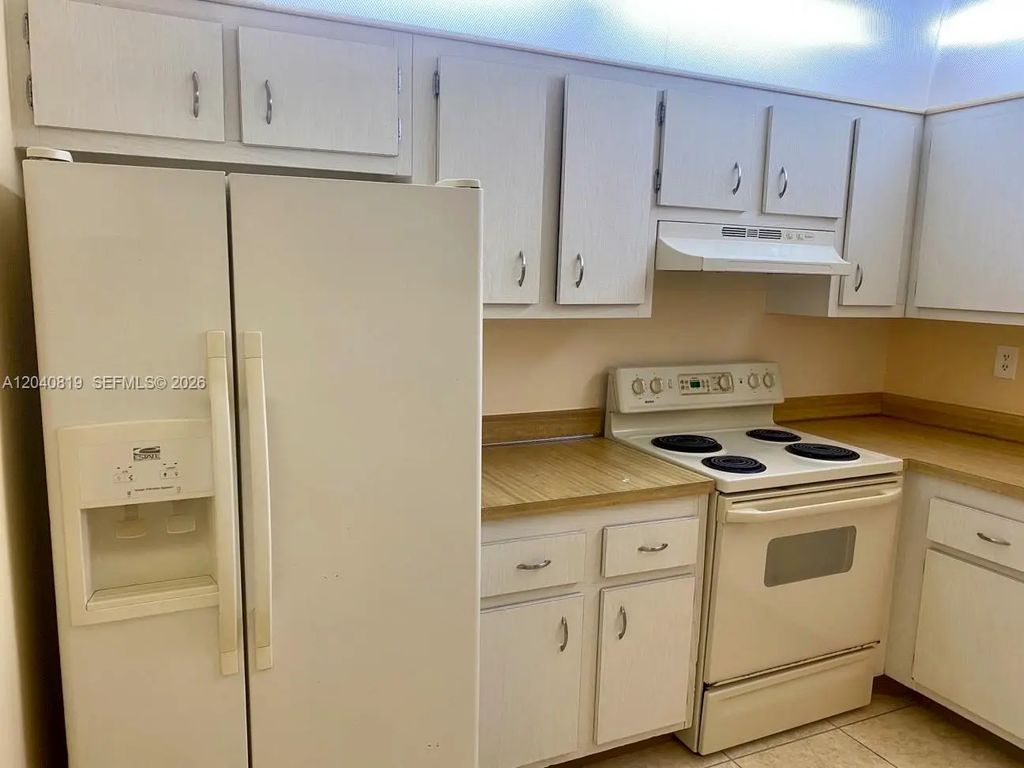 1810 Sw 81st Avenue #2311, North Lauderdale
