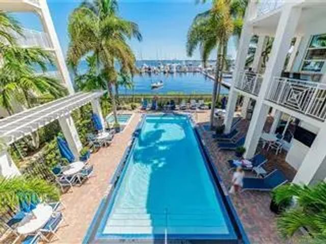 3 of 38 - 815 Nw Flagler Avenue #302, Stuart, FL