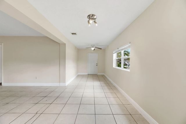 2 of 38 - 5131 Sw 6th Street, Margate, FL