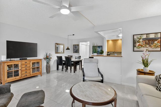 4 of 88 - 438 Tilford U, Deerfield Beach, FL