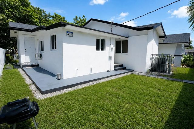 4 of 17 - 1860 Nw 81st Street, Miami, FL