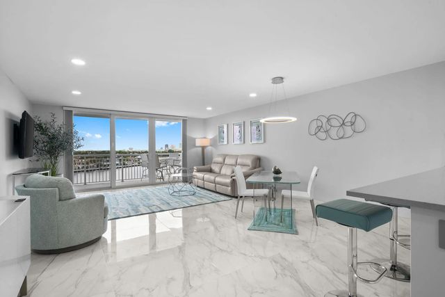 2 of 24 - 511 Bayshore Drive #910, Fort Lauderdale, FL