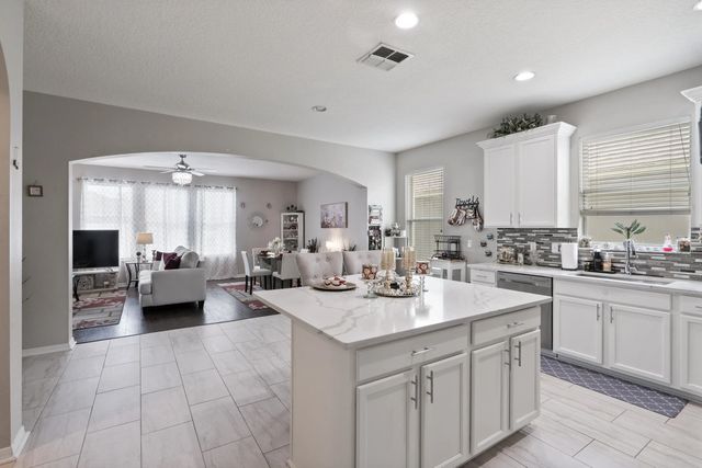 5 of 37 - 12532 Sawgrass Oak Street, Orlando, FL