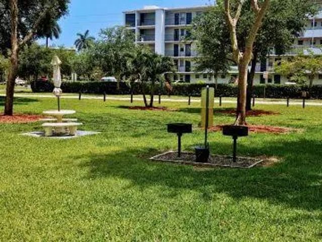 3 of 25 - 4650 Washington Street #504, Hollywood, FL