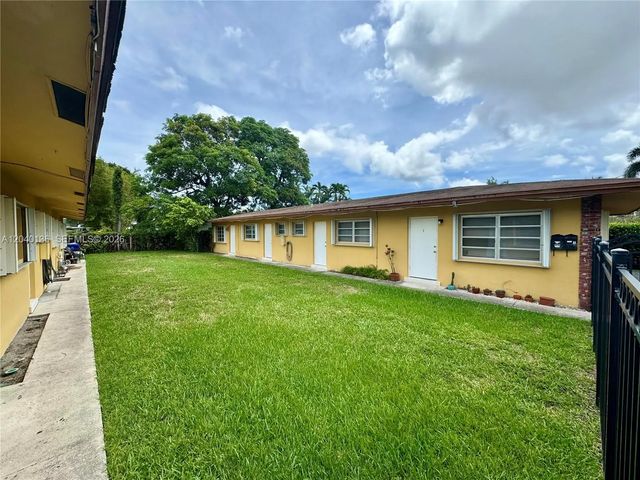 4 of 33 - 1723 Sw 21st Street, Fort Lauderdale, FL