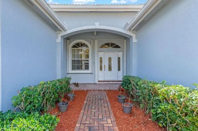 5 of 63 - 2570 Se 4th Place, Homestead, FL