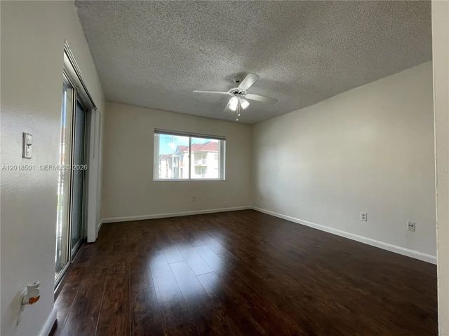 5 of 16 - 18890 Nw 57th Avenue #207, Hialeah, FL