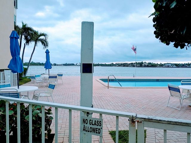 1810 New Palm Way #215, Boynton Beach
