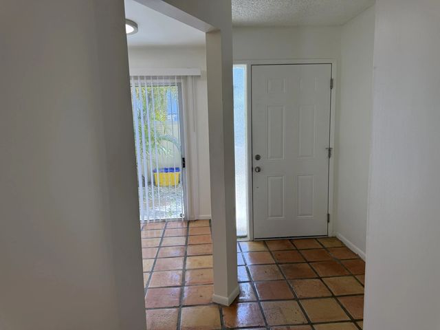 4 of 32 - 6238 Riverwalk Lane #7, Jupiter, FL