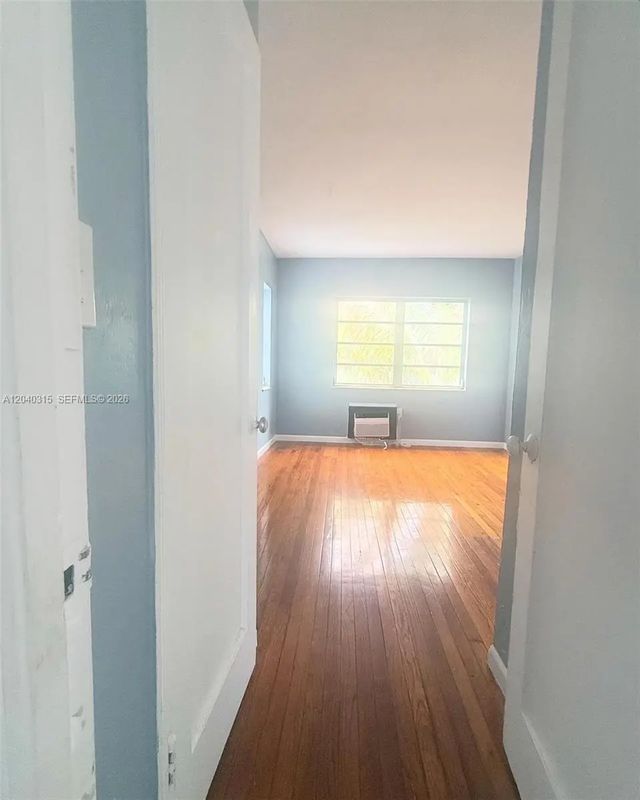 3 of 10 - 1730 Marseille Drive, Miami Beach, FL