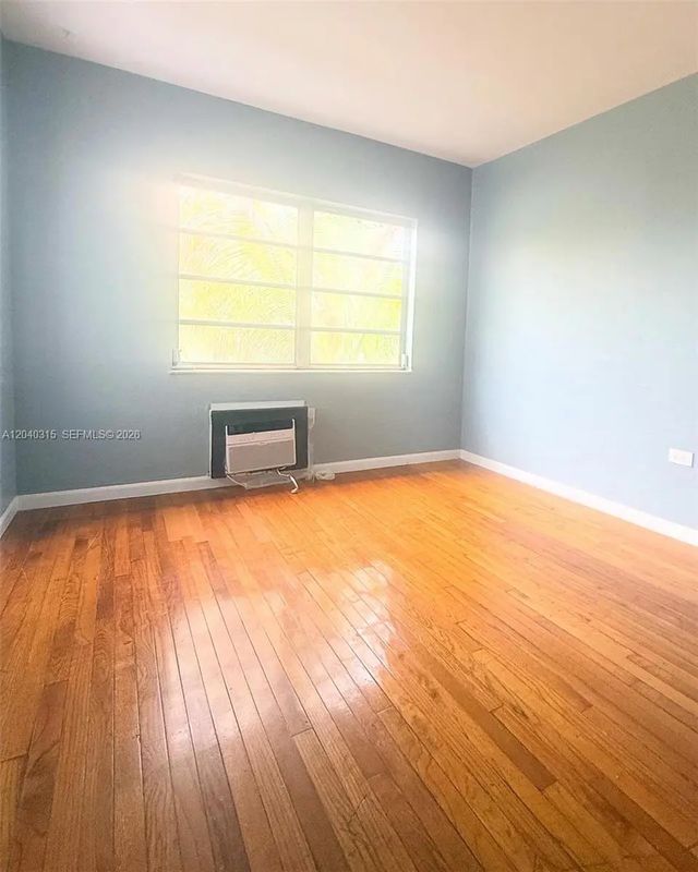 4 of 10 - 1730 Marseille Drive, Miami Beach, FL
