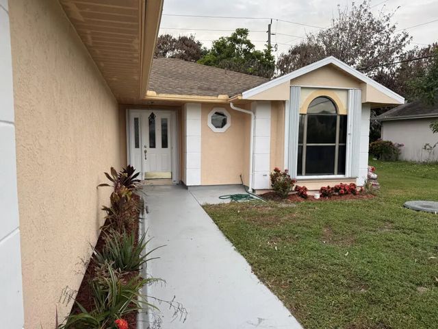 5 of 32 - 3053 Se Wake Road, Port St. Lucie, FL