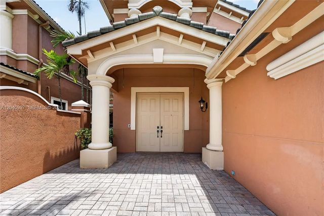 2 of 44 - 2767 Kinsington Circle #8-4, Weston, FL