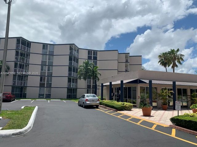 7035 Nw 186th Street #d310, Hialeah