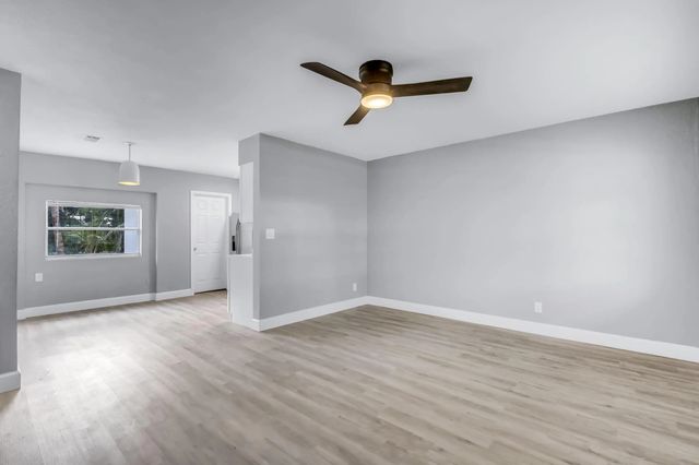 4 of 41 - 1523 Sw 68th Way, North Lauderdale, FL