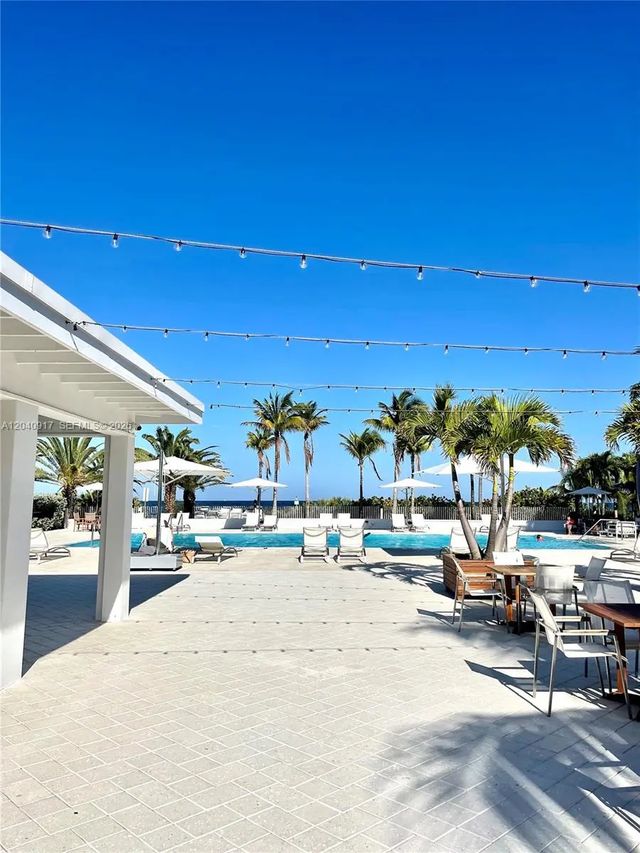 4 of 19 - 607 Ocean Drive #3k, Key Biscayne, FL