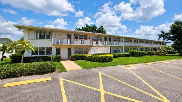 338 Camden O, West Palm Beach