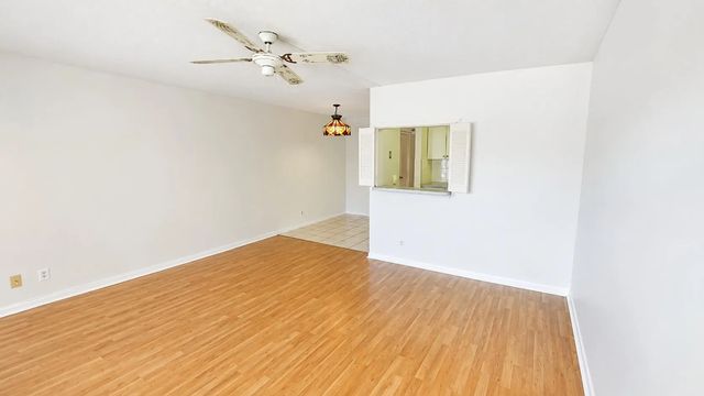 2 of 14 - 338 Camden O, West Palm Beach, FL