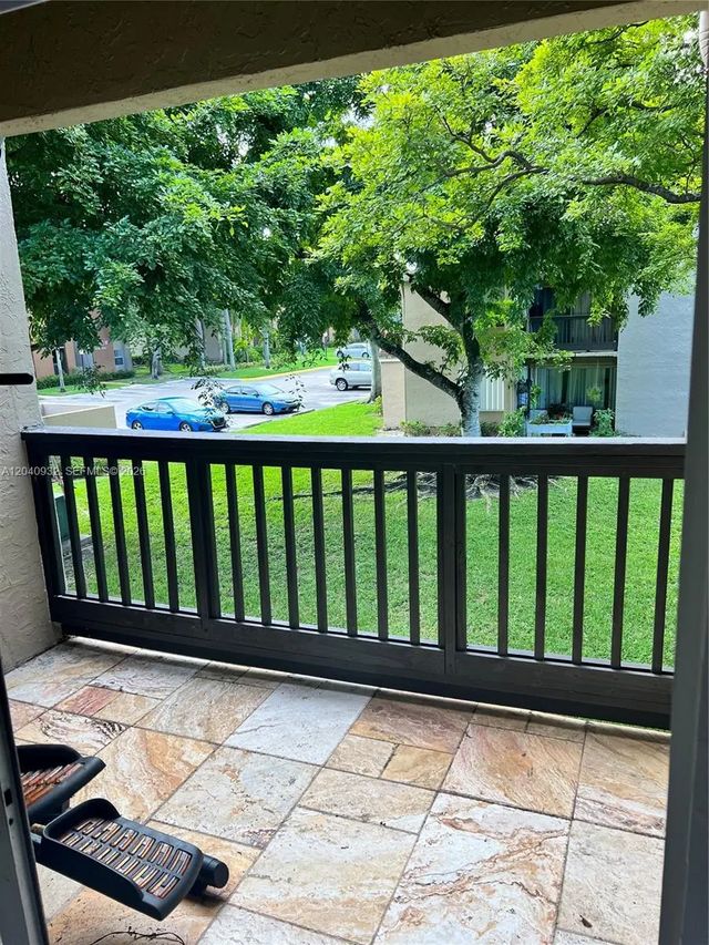 5 of 17 - 11376 Sw 2nd Court #11376, Pembroke Pines, FL