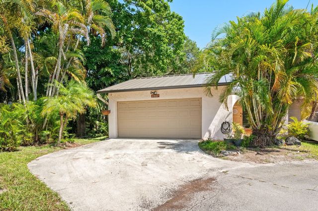 2 of 30 - 3407 Cherry Garden Circle #151, Lauderhill, FL