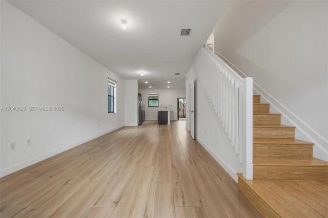 5 of 44 - 2821 Sw 17th Avenue, Fort Lauderdale, FL