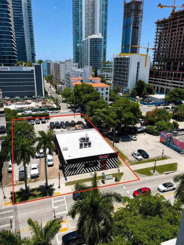 3023 Biscayne Boulevard, Miami