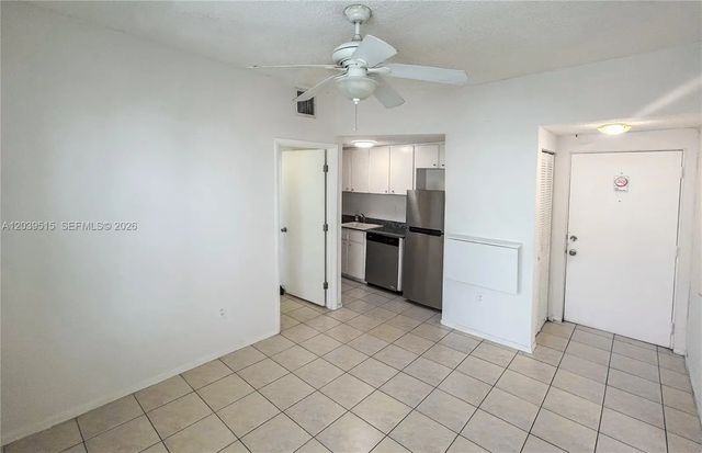 2 of 15 - 1218 Drexel Avenue #204, Miami Beach, FL