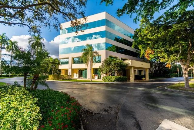 150 S Pine Island Road, Plantation