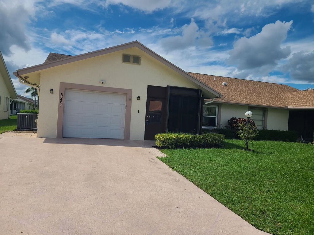 5261 Crystal Anne Drive, West Palm Beach