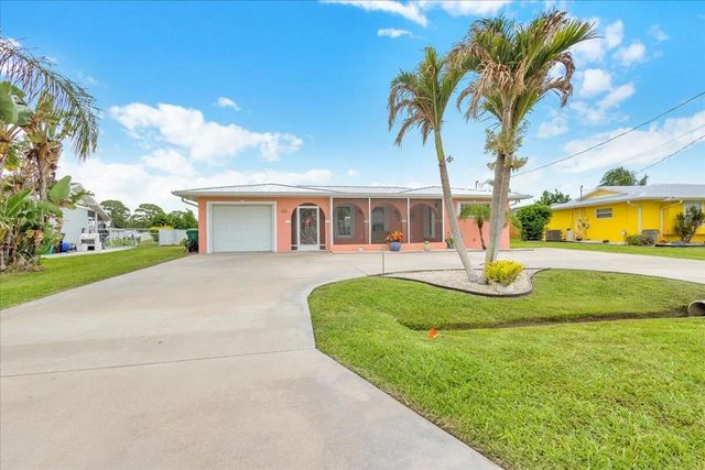 2 of 87 - 611 Se Harborview Drive, Port St. Lucie, FL