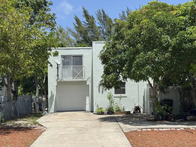 910 N F Street, Lake Worth Beach