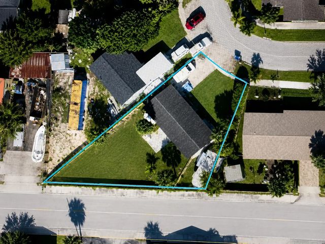 2 of 6 - 1545  S 24th  Court, West Palm Beach, FL