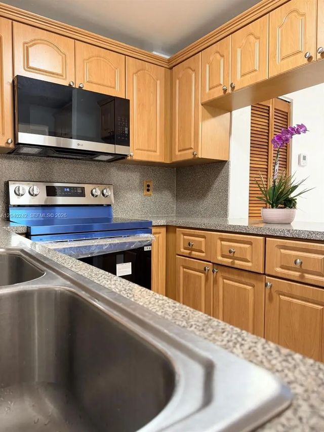 2 of 29 - 1910 W 56th Street #3312, Hialeah, FL